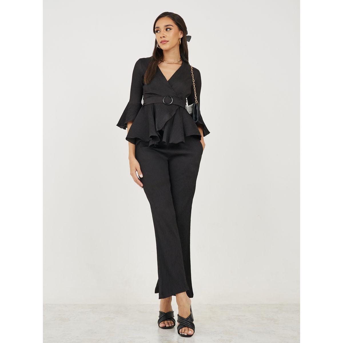 طقم منسق من بنطال بوت كات مع بلوزة بيبلوم بحزام خصر-women-clothing-coordsets-image-1