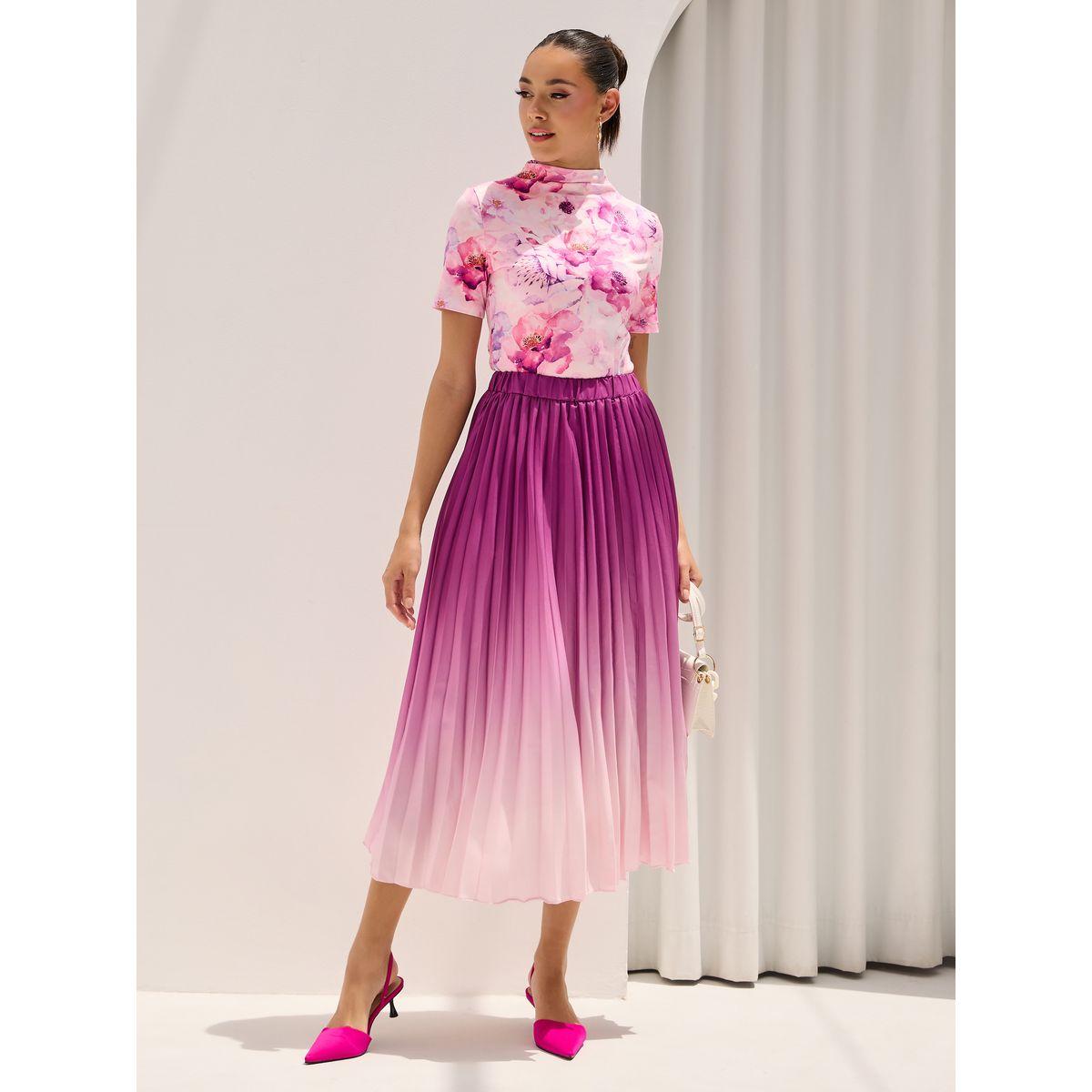 طقم منسق من تنورة بكسرات مع بلوزة بطبعة زهور-women-clothing-coordsets-image-2