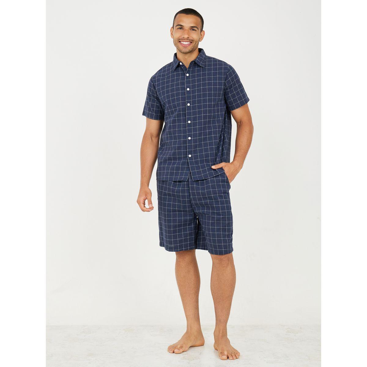 طقم للنوم من شورت مع قميص بطبعة مربعات-men-clothing-nightwear-sets-image-1