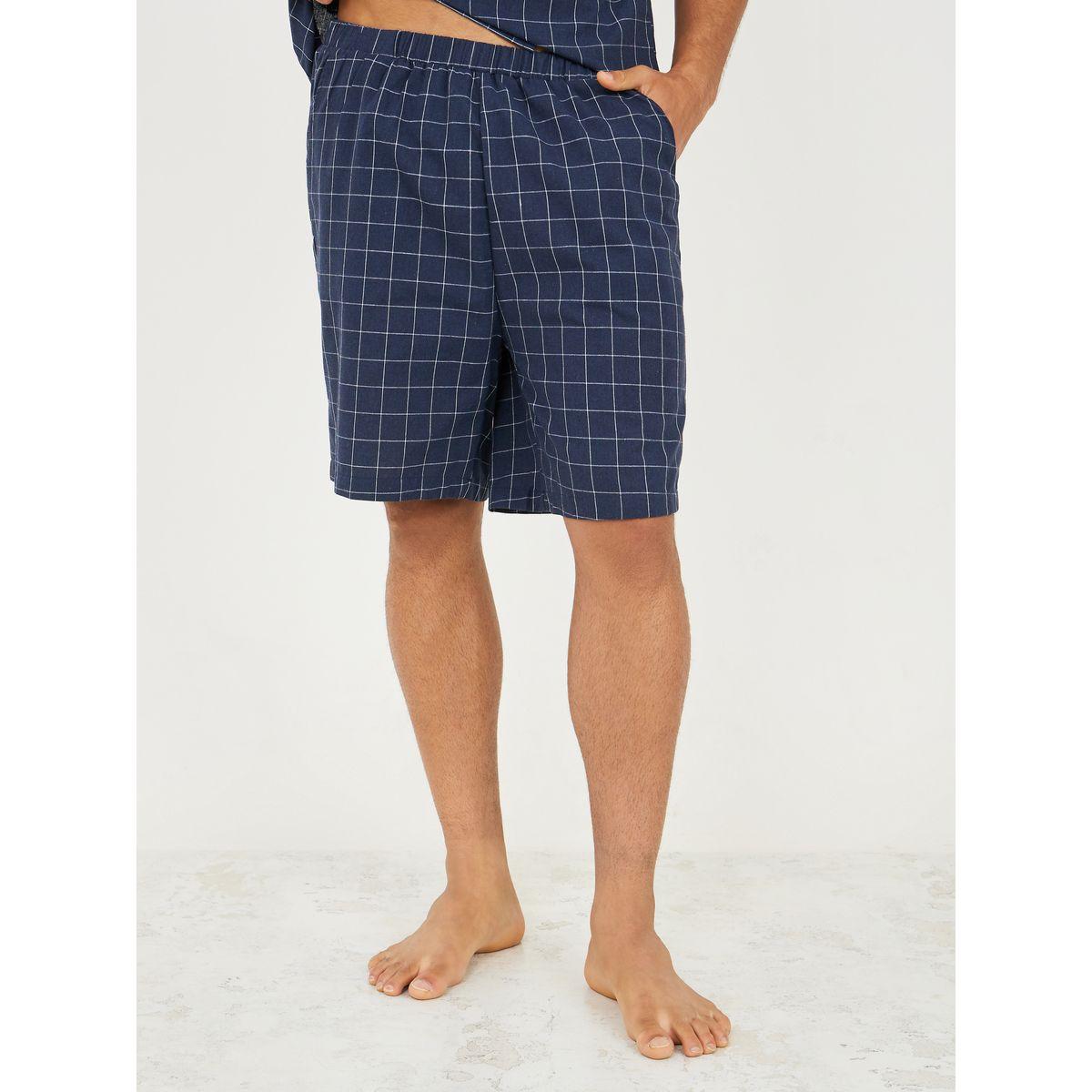 طقم للنوم من شورت مع قميص بطبعة مربعات-men-clothing-nightwear-sets-image-4