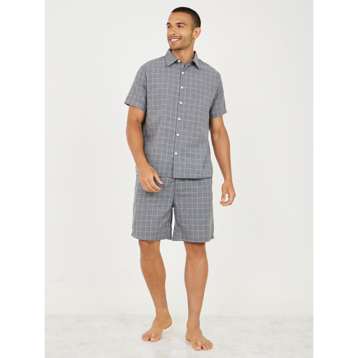 طقم للنوم من شورت مع قميص بطبعة مربعات-men-clothing-nightwear-sets-image-1