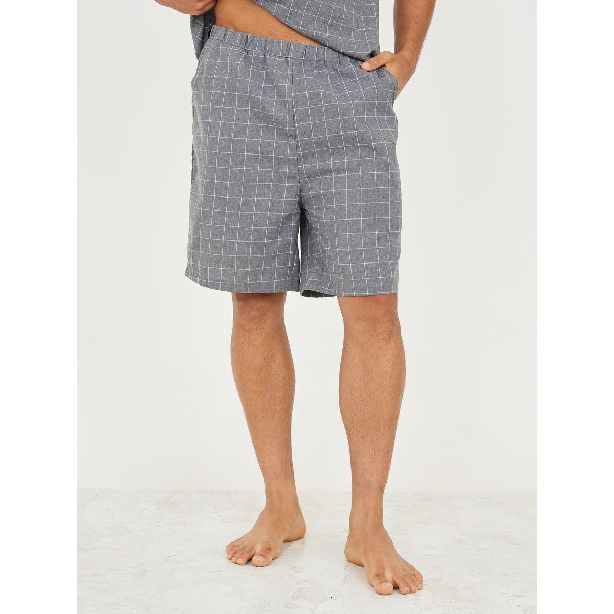 طقم للنوم من شورت مع قميص بطبعة مربعات-men-clothing-nightwear-sets-image-4