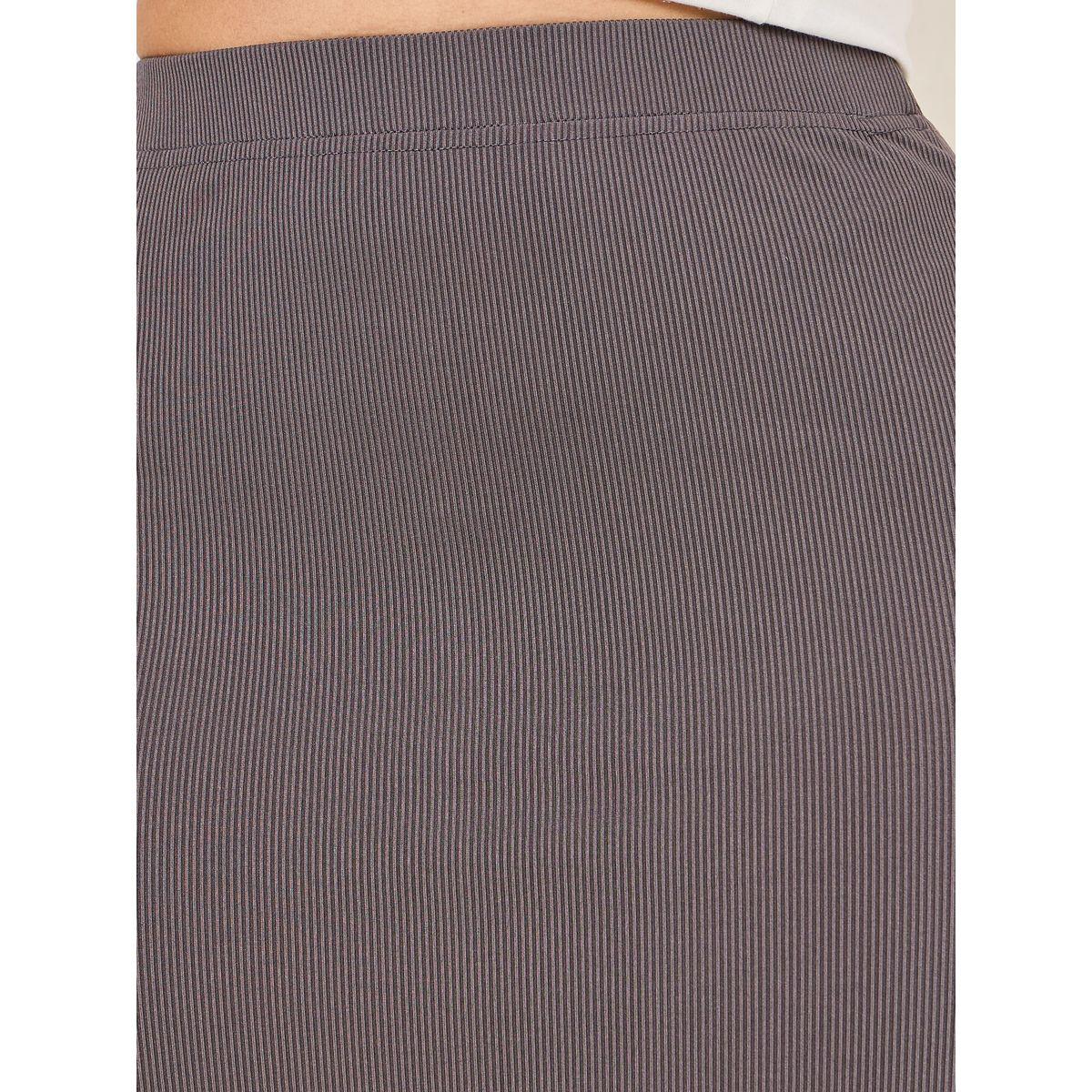 Styli Ribbed Bodycon Maxi Skirt-women-clothing-bottoms-skirts-image-3