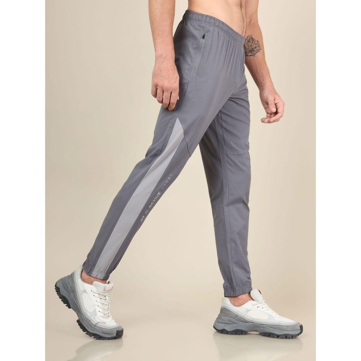 بنطال رياضي بنمط كتل الالوان وحواف مكبلة-men-clothing-sportswearandactivewear-bottoms-image-5