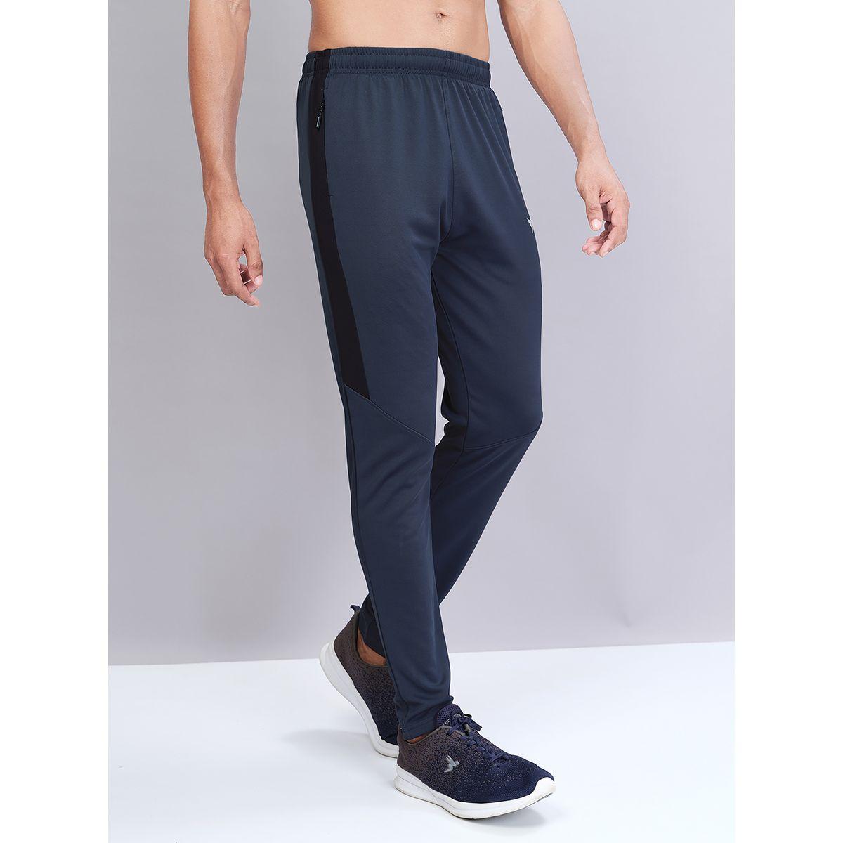 بنطال رياضي بقصة سليم فت وجيوب-men-clothing-sportswearandactivewear-bottoms-image-5