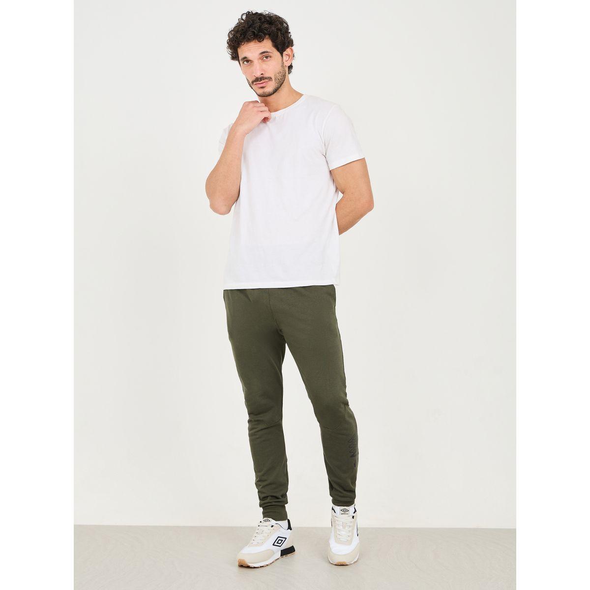 Umbro Logo Print Panelled Terrace Joggers-men-clothing-bottoms-joggers-image-2