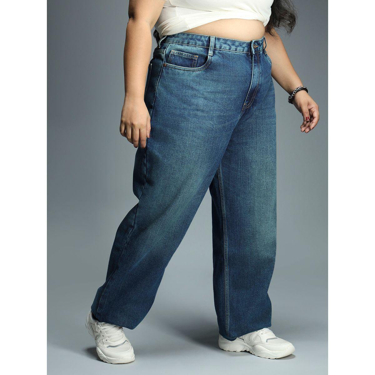 High Star X Styli  Plus Light Fade Relaxed Fit Jeans with Pockets-women-clothing-bottoms-jeans-image-3