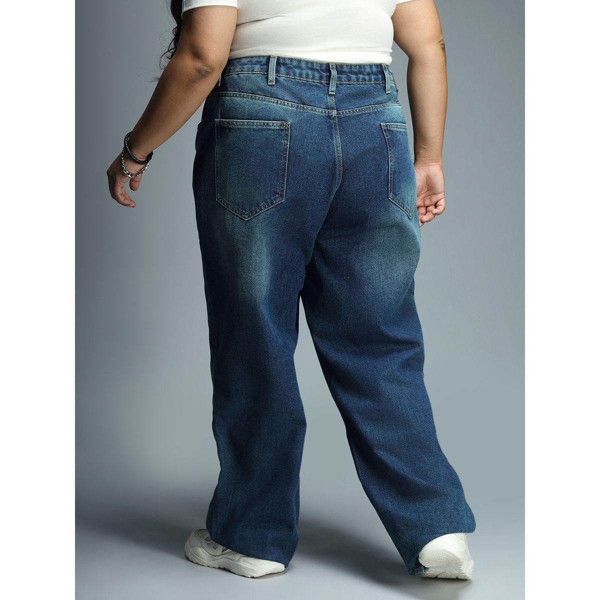 High Star X Styli  Plus Light Fade Relaxed Fit Jeans with Pockets-women-clothing-bottoms-jeans-image-4