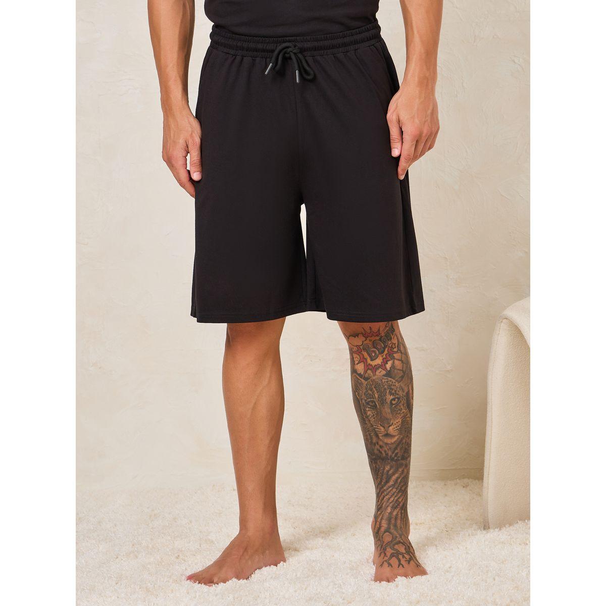 طقم من شورت مع تيشيرت مطبع بكتابة-men-clothing-nightwear-sets-image-4