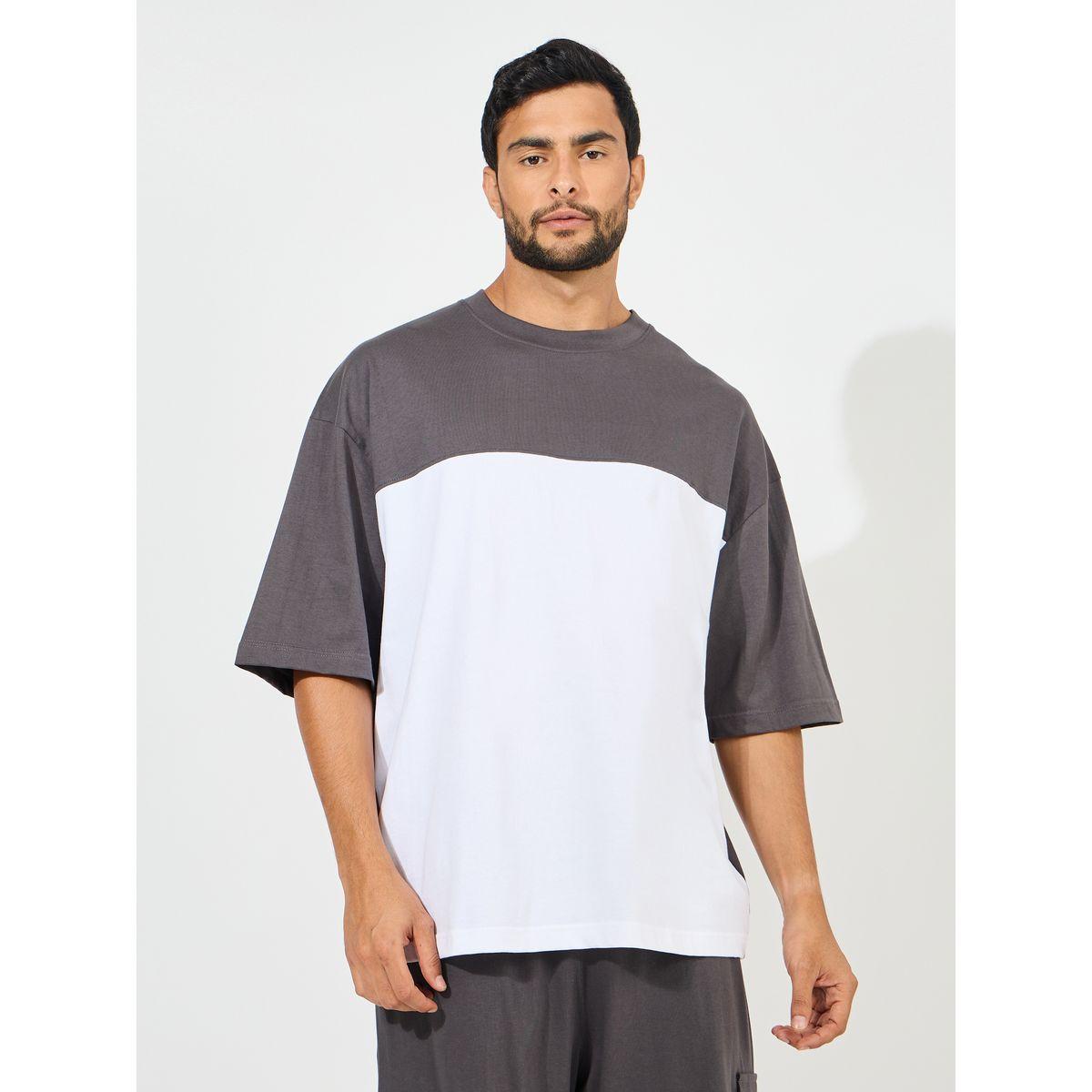 شورت كارجو مع تيشيرت جيرسيه بنمط كتل الالوان-men-clothing-coordsets-image-2