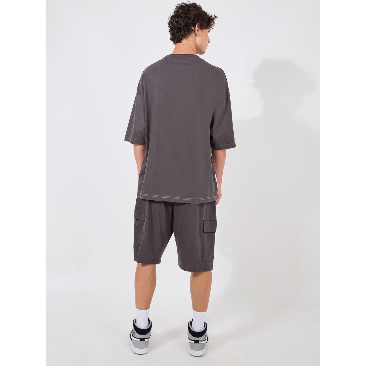 شورت كارجو مع تيشيرت جيرسيه بنمط كتل الالوان-men-clothing-coordsets-image-6
