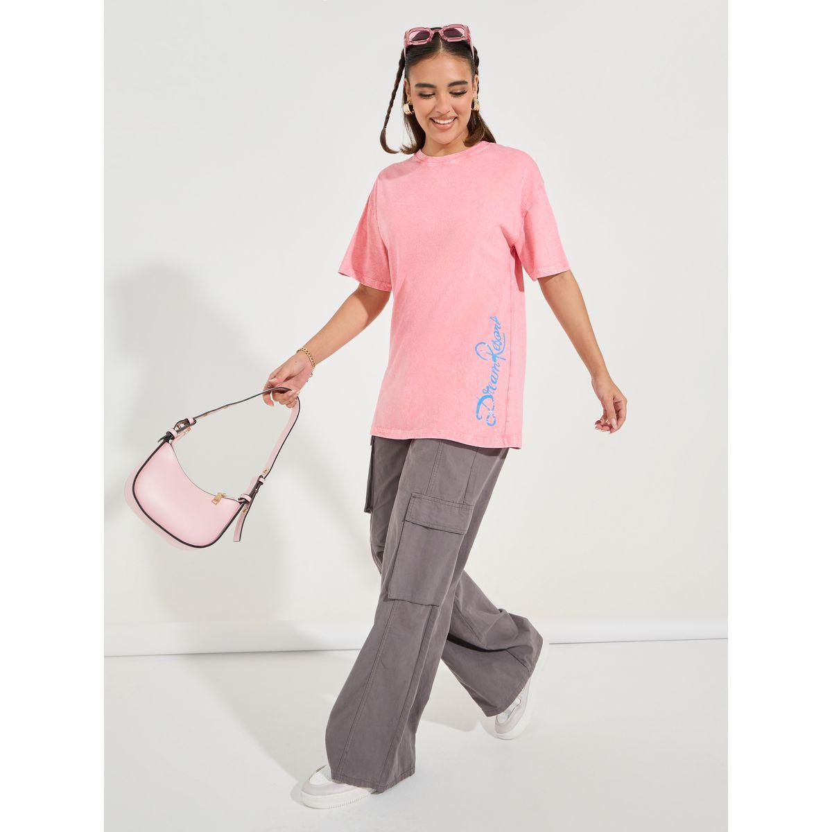 تيشيرت فضفاض بطبعة جرافيك واكتاف منخفضة-women-clothing-tshirts-image-2