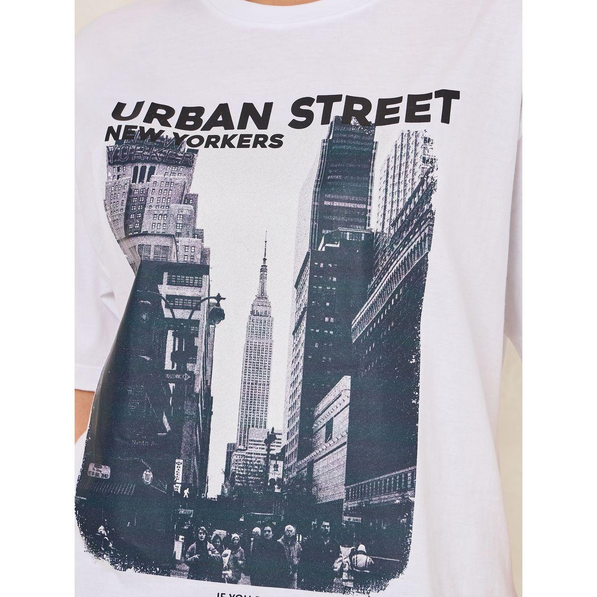 تيشيرت فضفاض مطبع بطبعة جرافيك-women-clothing-tshirts-image-4