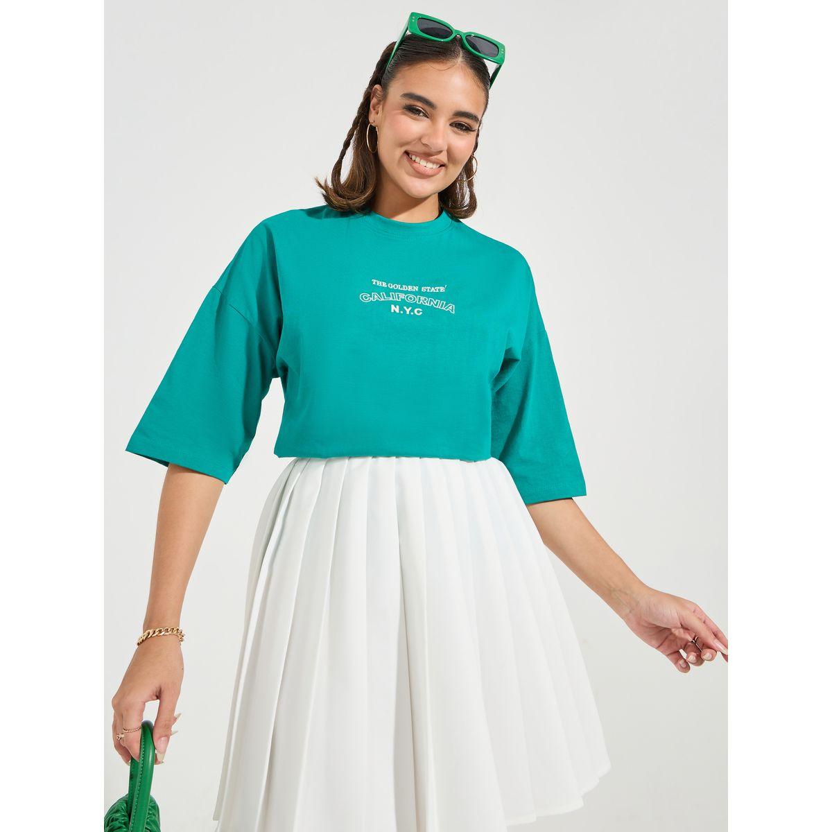 تيشيرت فضفاض بكتابة مُطرّزة واكمام قصيرة-women-clothing-tshirts-image-1