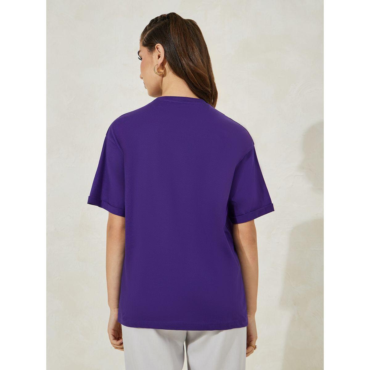 تيشيرت فضفاض بتفاصيل مُطرّزة واكمام مطوية-women-clothing-tshirts-image-6