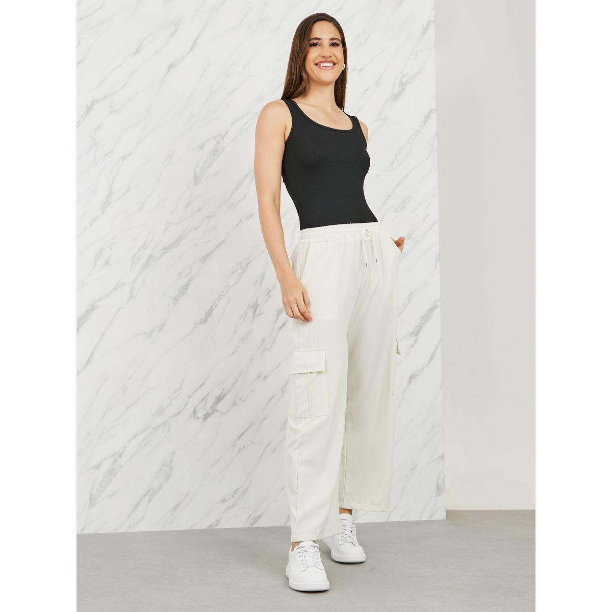 بلوزة مضلعة بلا اكمام مع ياقة واسعة-women-clothing-tshirts-image-2