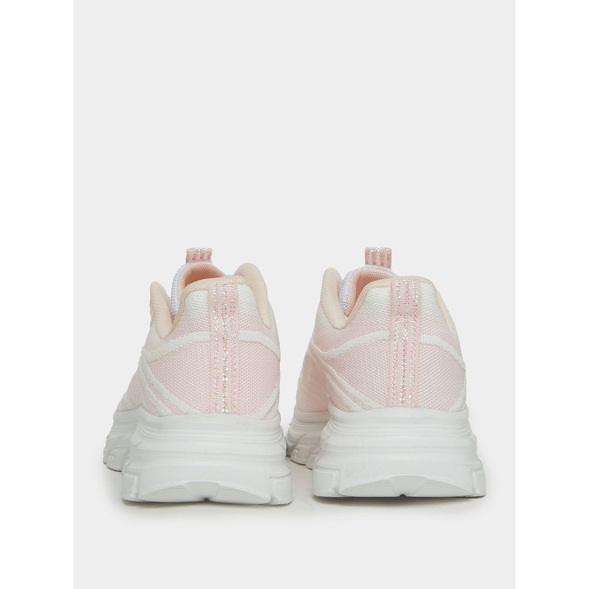 حذاء سنيكرز بكعب شانكي وتفاصيل بارزة الملمس-women-shoes-sneakers-image-5