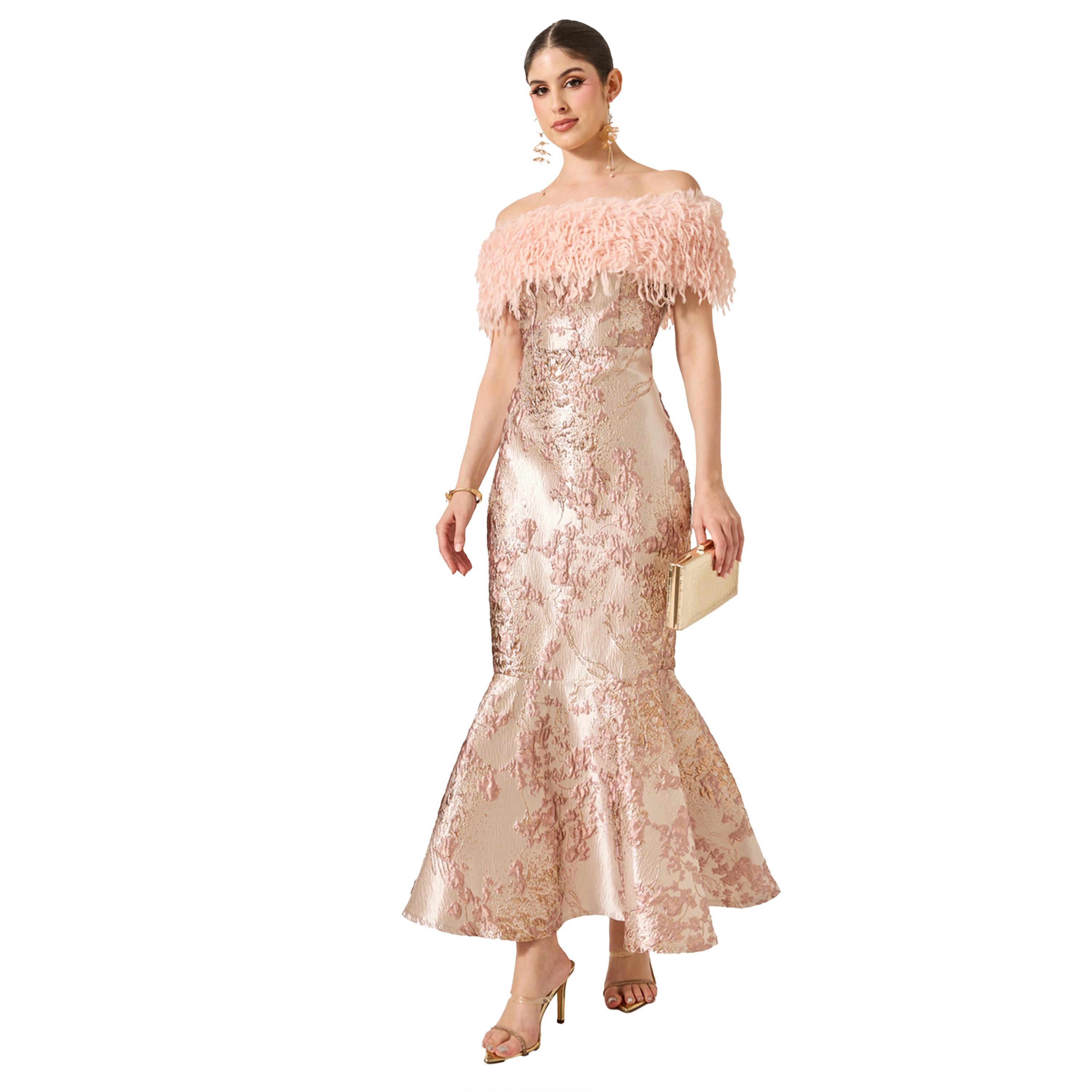 ستايلي - فستان ماكسي جاكار بقصة حورية البحر وتفاصيل من الفرو الصناعي-women-clothing-dresses-image-1