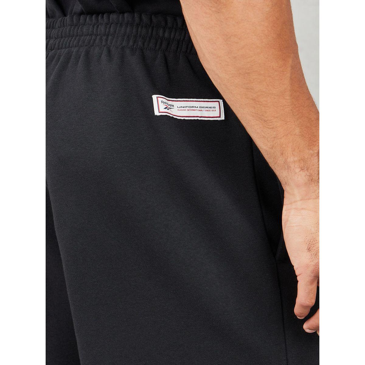 شورت مطبع بشعار مع جيوب-men-clothing-bottoms-shorts-image-4