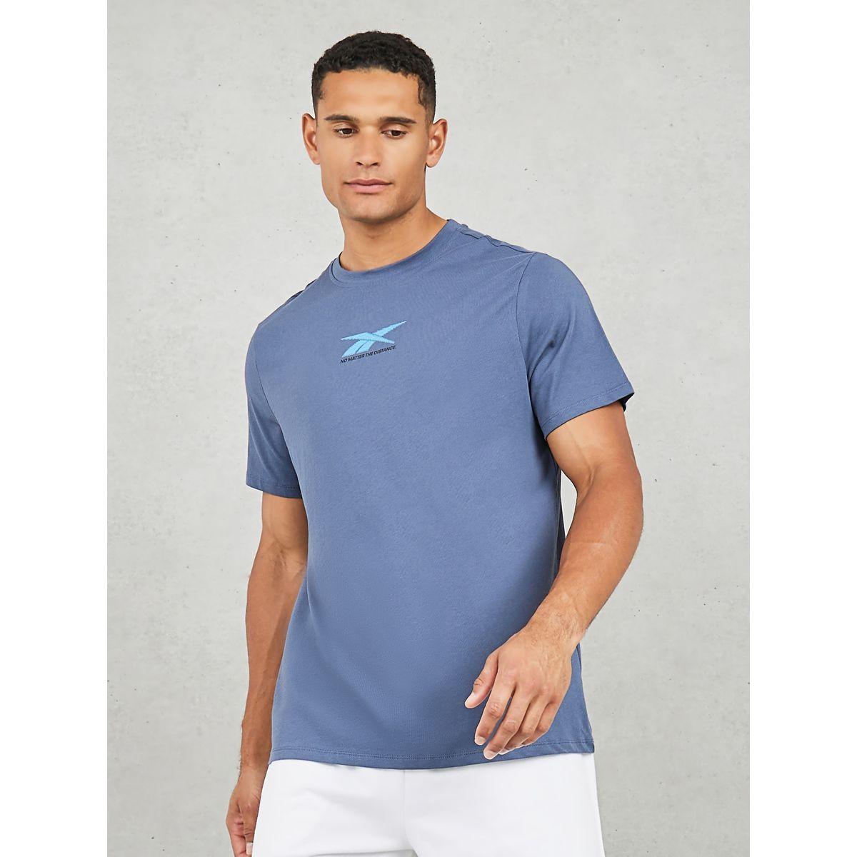 تيشيرت مطبع بشعار مع اكمام قصيرة-men-clothing-sportswearandactivewear-tshirtsandpolos-image-1