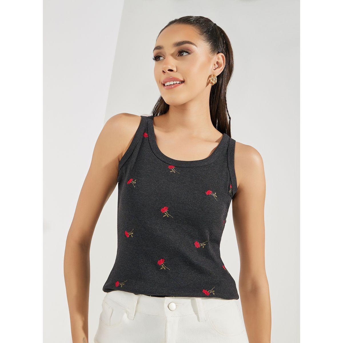 بلوزة مضلعة بلا اكمام مع تفاصيل مُطرّزة-women-clothing-tshirts-image-5