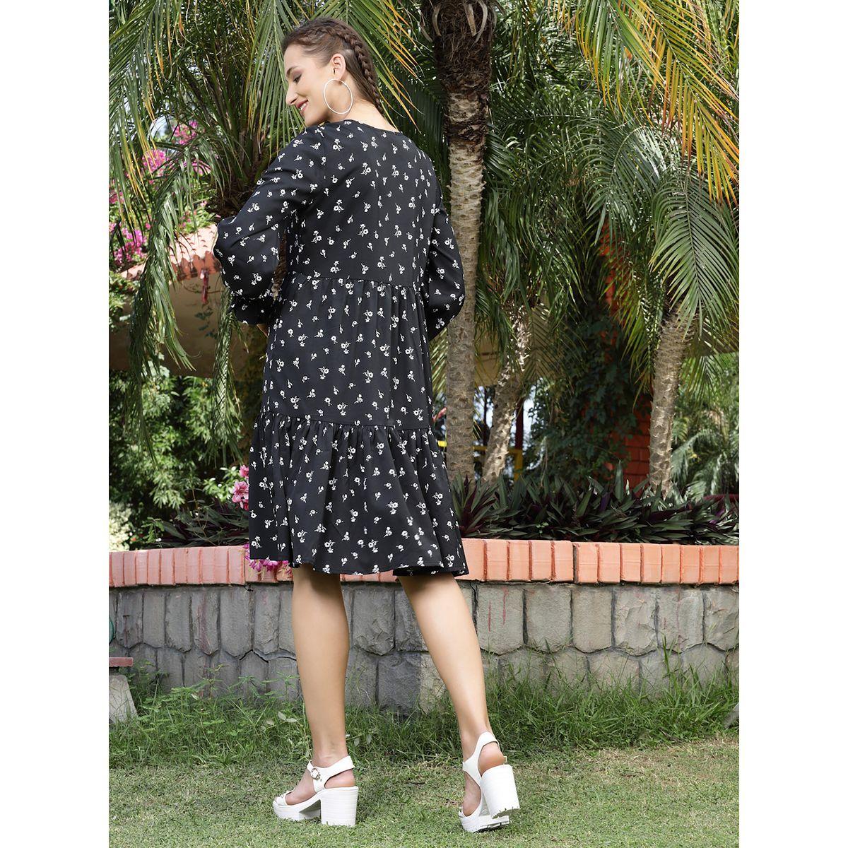 Sera X Styli  Ditsy Print Tiered Knee Length Dress-women-clothing-dresses-image-3