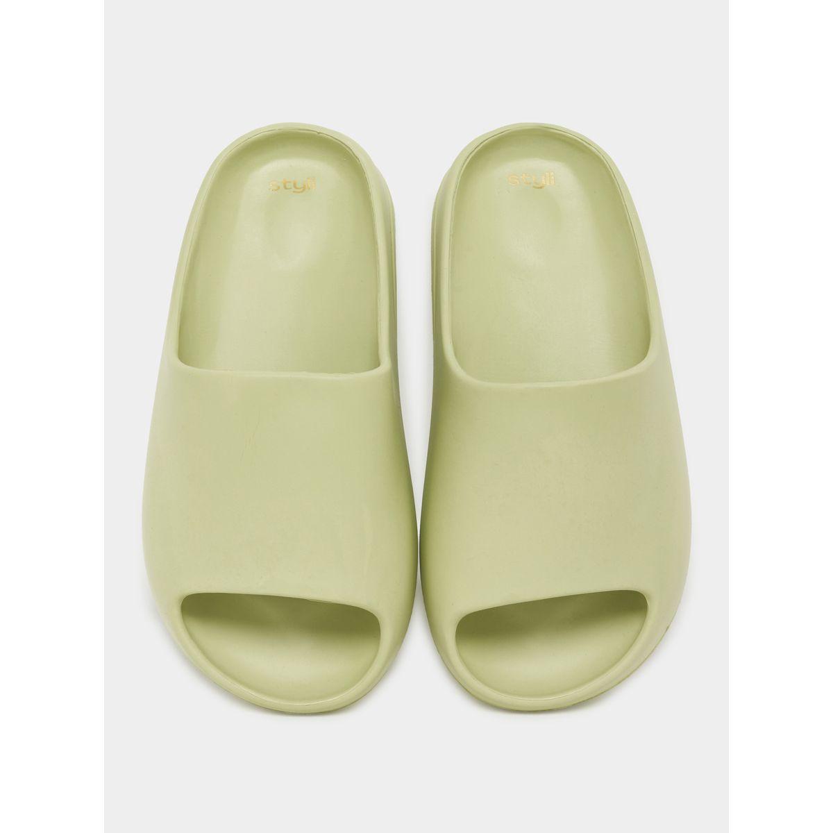 شبشب سادة بكعب شانكي-women-shoes-flipflopsandslides-image-6