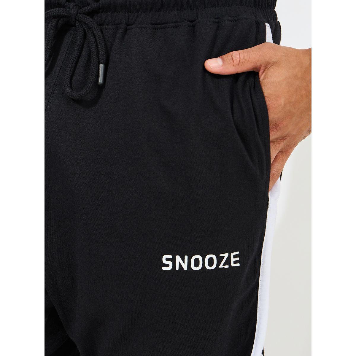 شورت محبوك مطبع مع تفاصيل محزوزة-men-clothing-nightwear-pyjamaandshorts-image-3