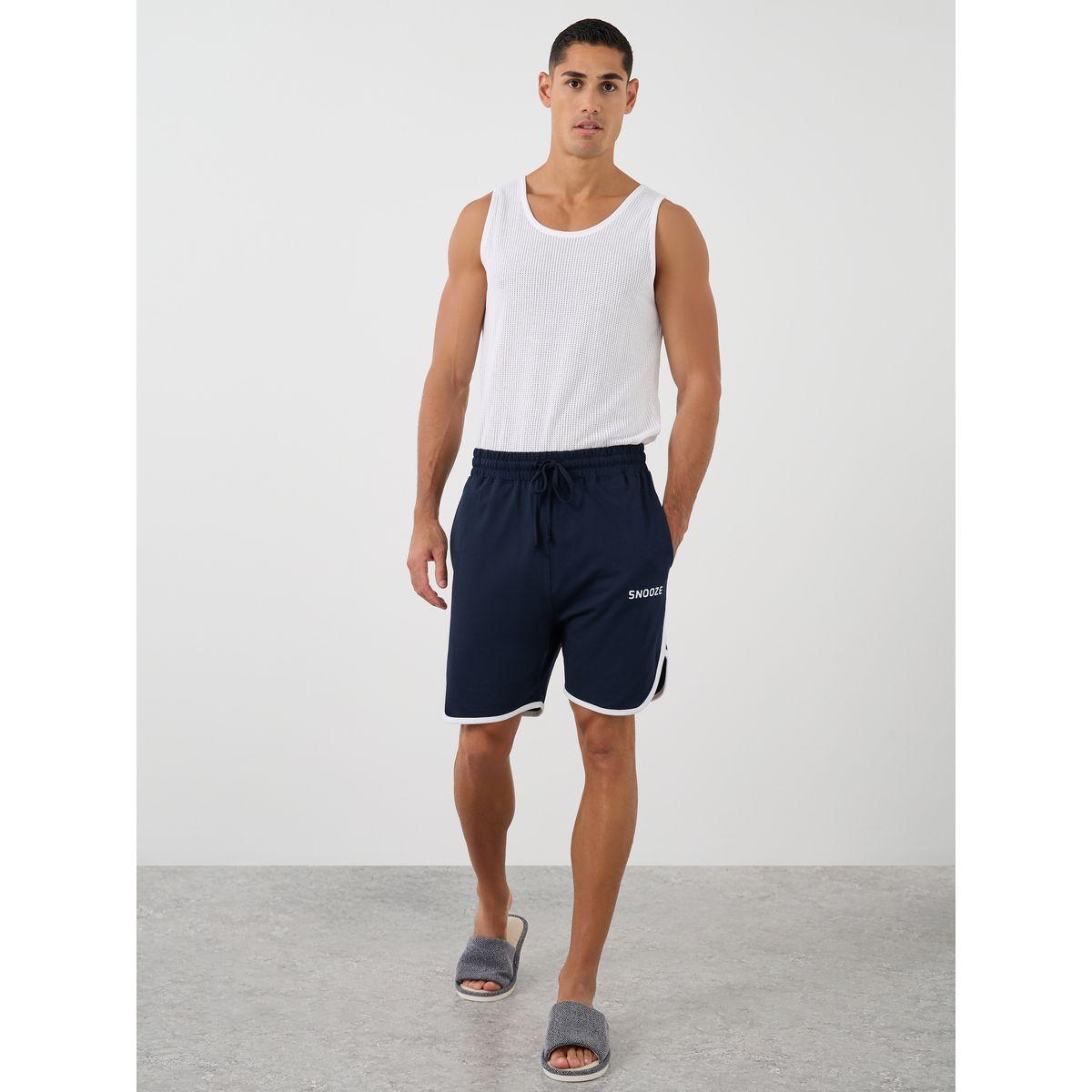 شورت محبوك بطبعات وتفاصيل محزوزة-men-clothing-nightwear-pyjamaandshorts-image-2