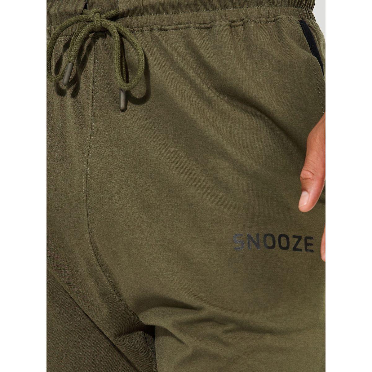 شورت محبوك مطبع مع تفاصيل محزوزة-men-clothing-nightwear-pyjamaandshorts-image-3