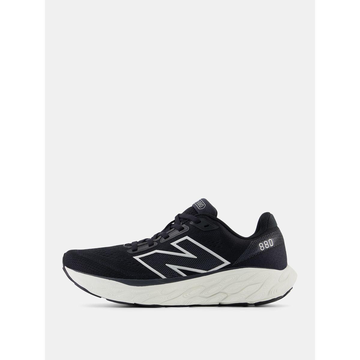 New Balance 880 Logo Textured Sneakers-women-shoes-sneakers-image-4