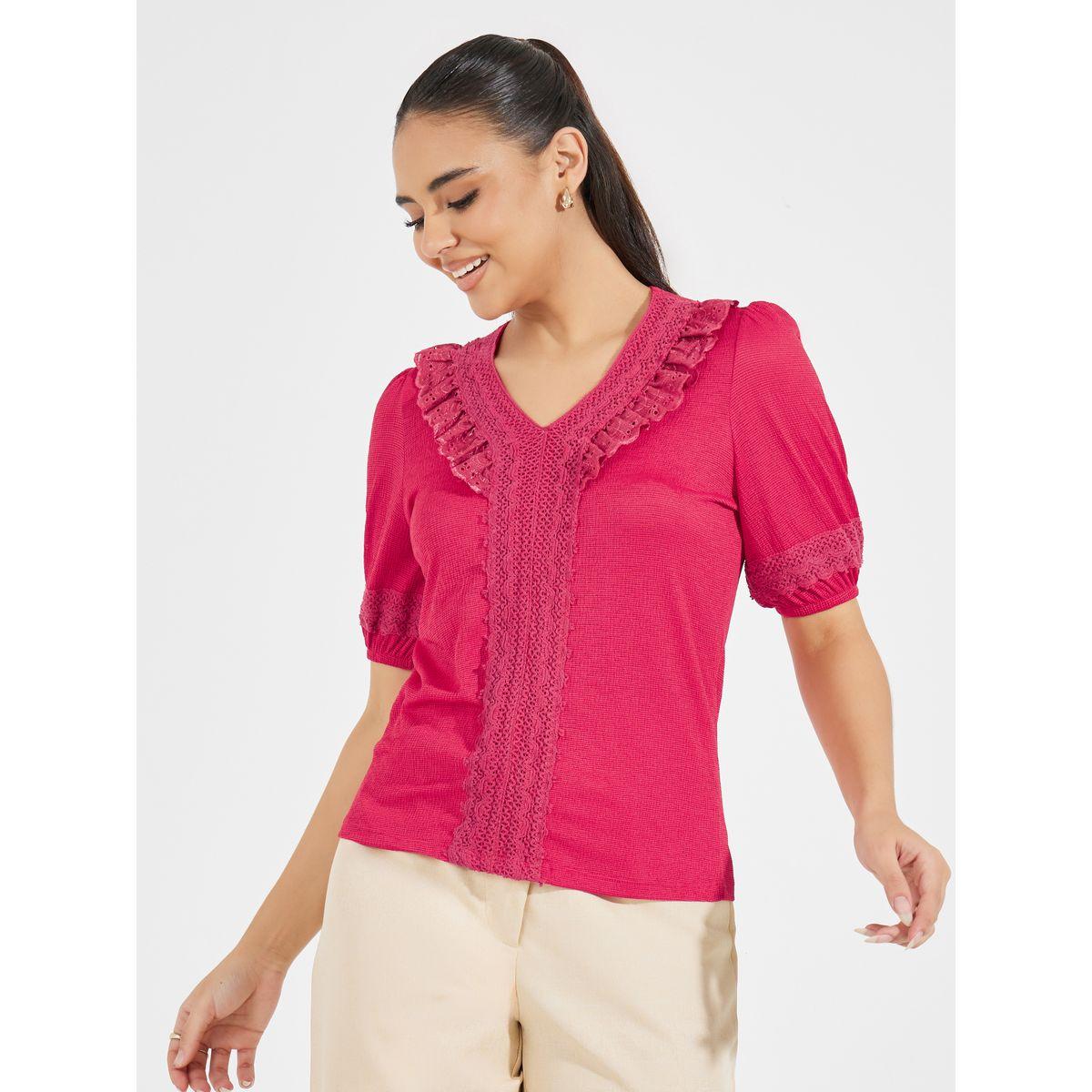 بلوزة محبوكة بتفاصيل دانتيل وأكمام منفوخة-women-clothing-shirtsandblouses-blouses-image-3