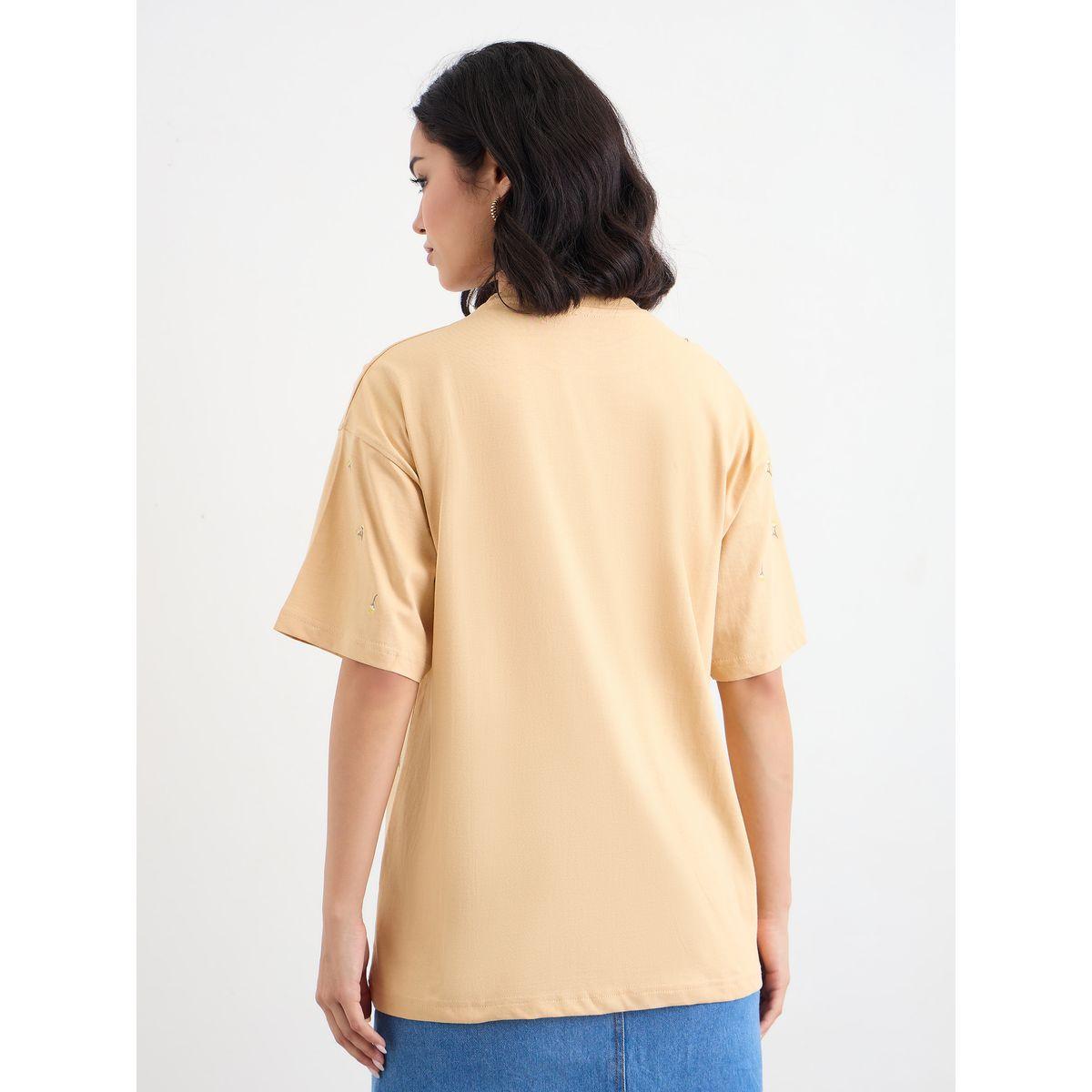 تيشيرت فضفاض بتفاصيل مُطرزة-women-clothing-tshirts-image-4