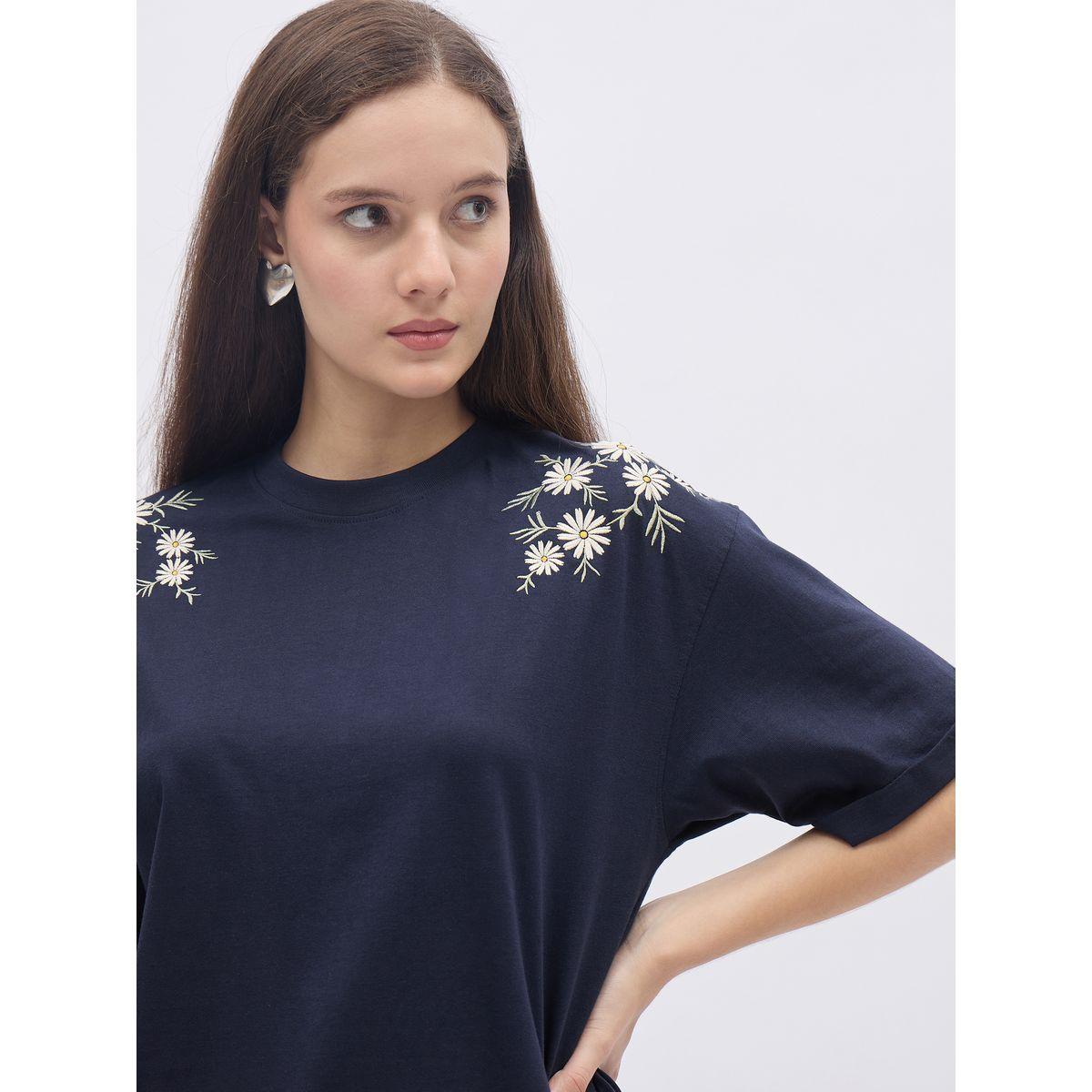Styli Oversized Placement Embroidery Detail Cotton T-Shirt-women-clothing-tshirts-image-4