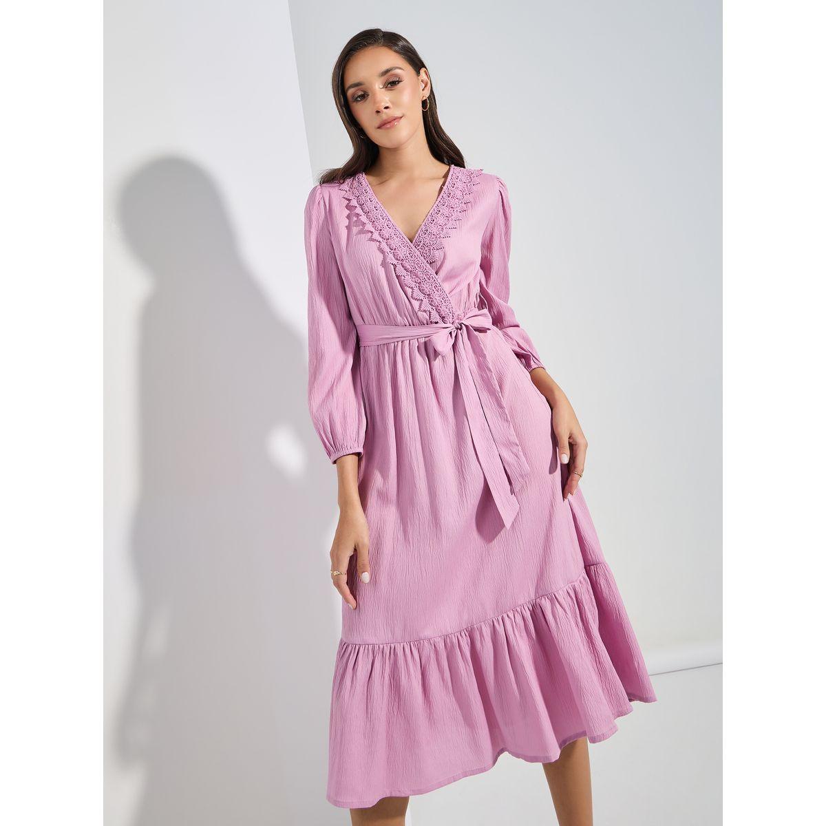 فستان ميدي بنمط لف وتفاصيل دانتيل-women-clothing-dresses-image-1