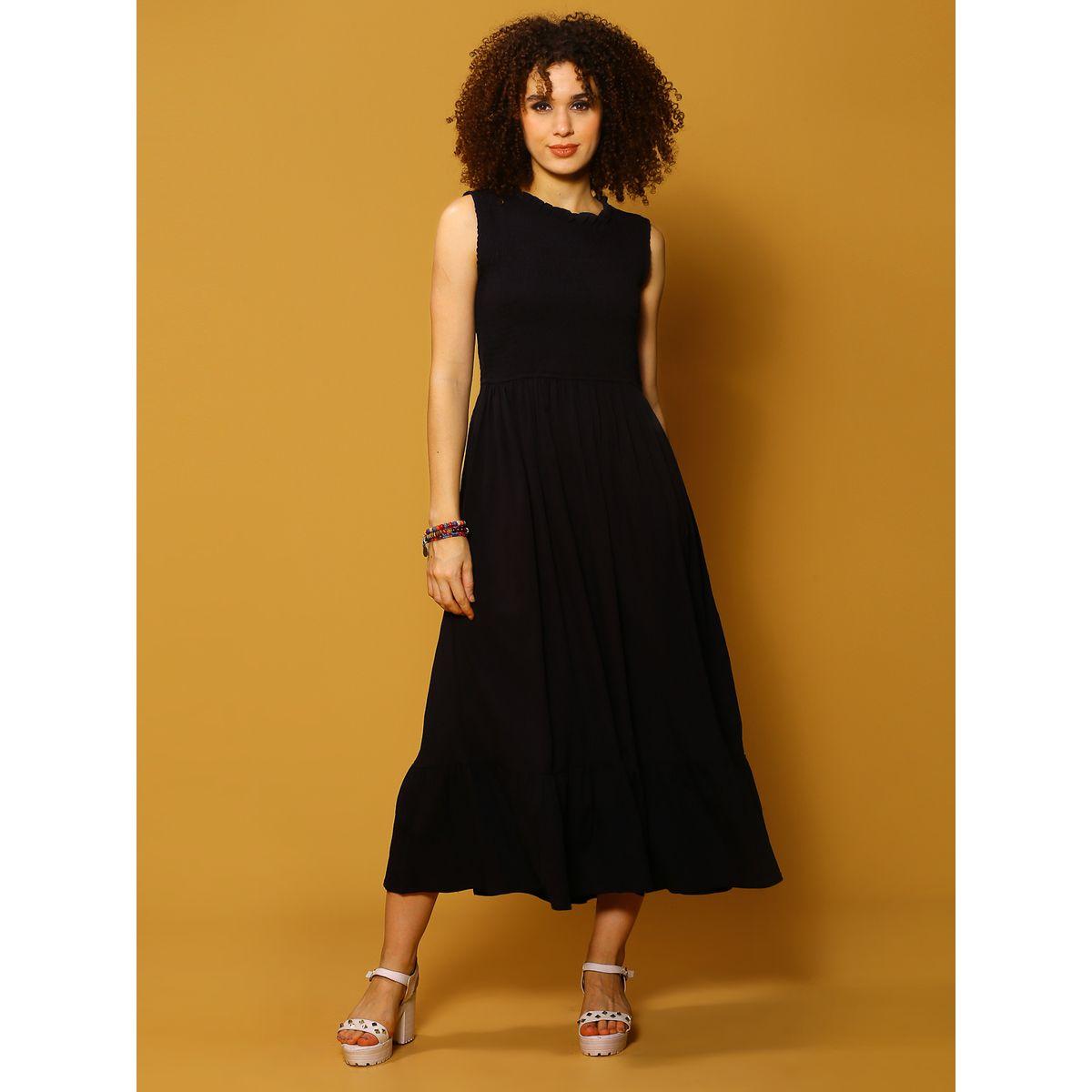 Sera X Styli  Solid Smocked Fit & Flare Maxi Dress-women-clothing-dresses-image-6