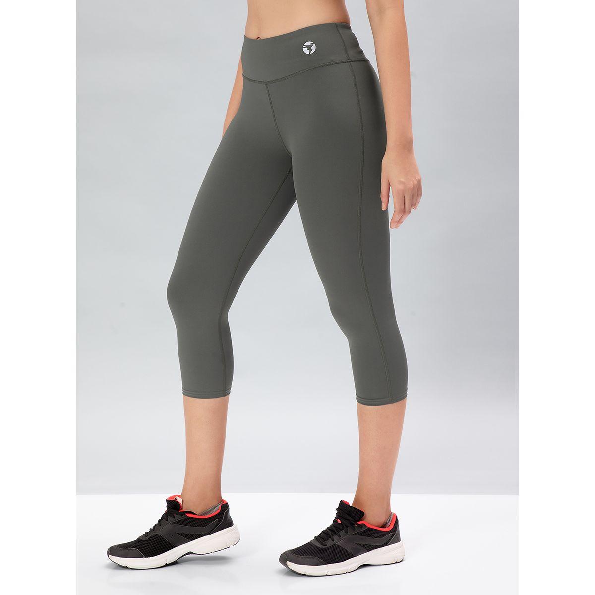Technosport Logo Detail 3/4 Length Tights-women-clothing-sportswearandactivewear-bottoms-image-9