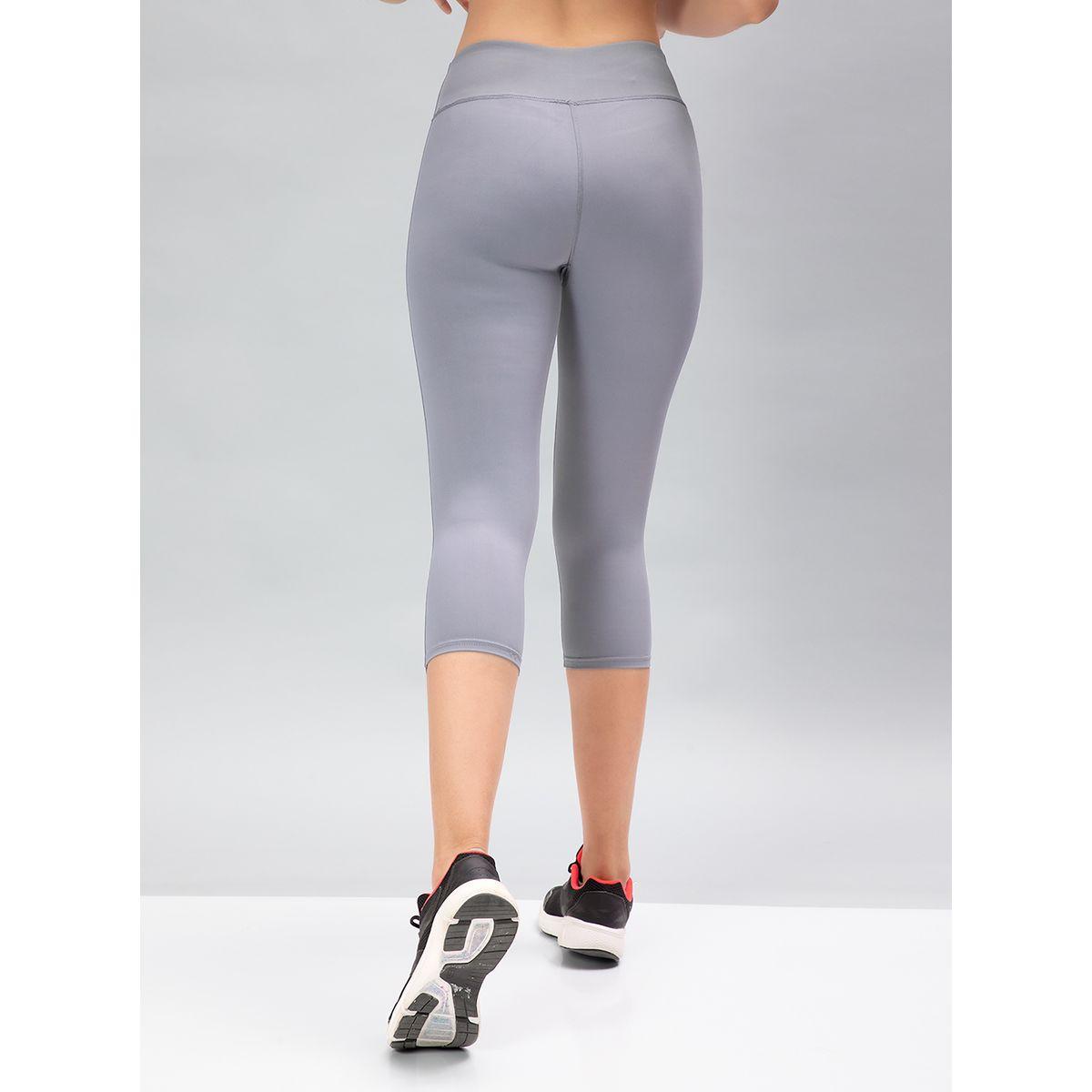 بنطال رياضي ضيق مزين بشعار الماركة-women-clothing-sportswearandactivewear-bottoms-image-6
