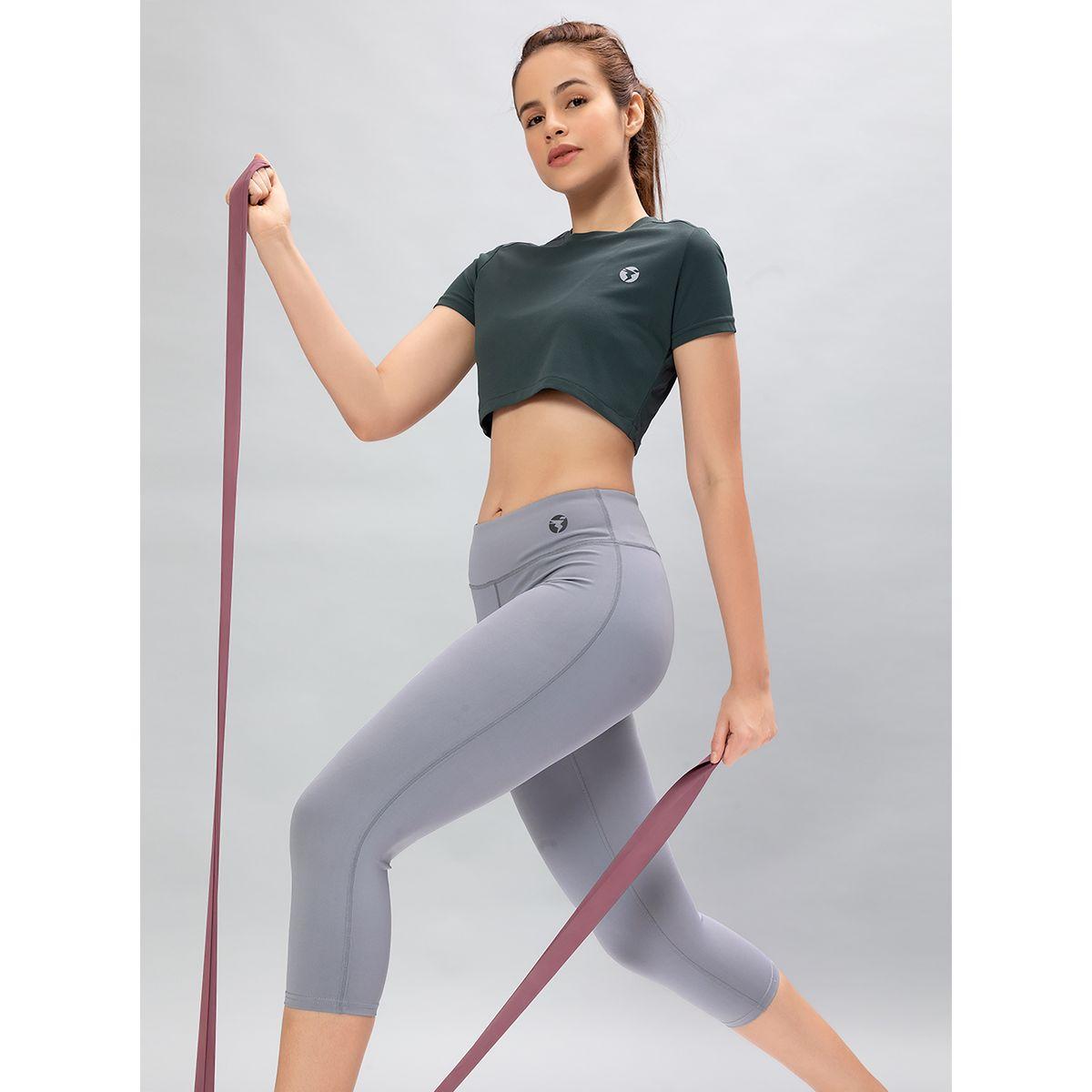 بنطال رياضي ضيق مزين بشعار الماركة-women-clothing-sportswearandactivewear-bottoms-image-9