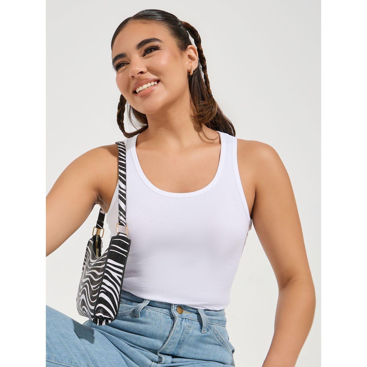 بلوزة مُجسمة بلا اكمام مع ياقة دائرية-women-clothing-tshirts-image-1