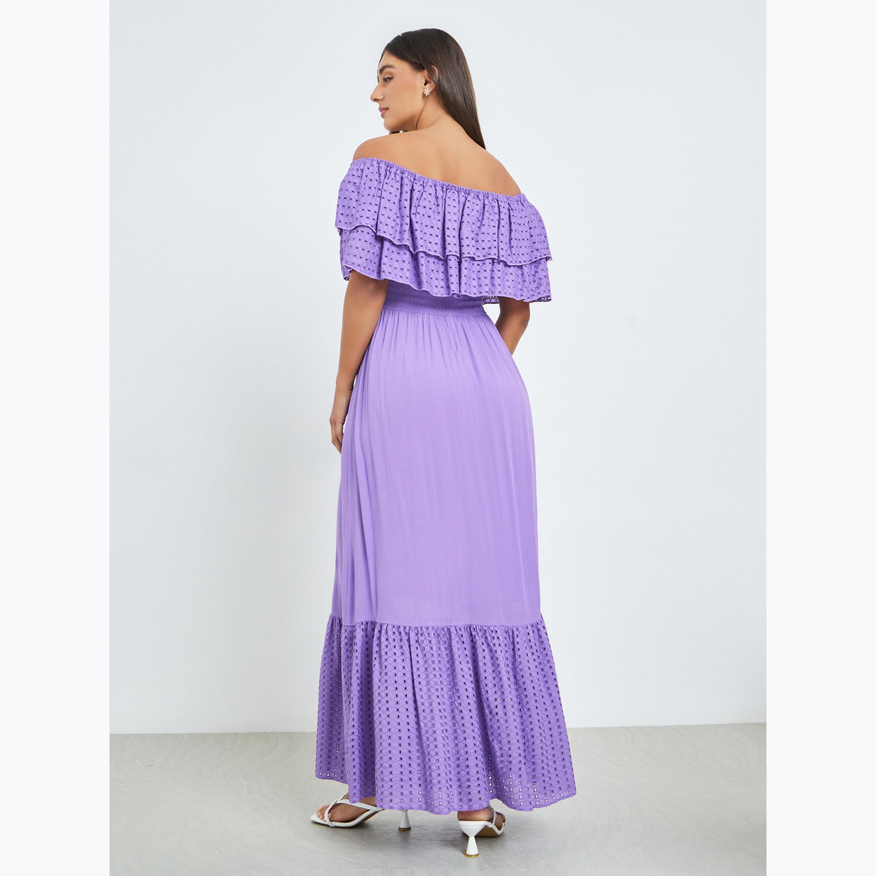 فستان قطن طويل بأكتاف مكشوفة وتطريز-women-clothing-dresses-image-4