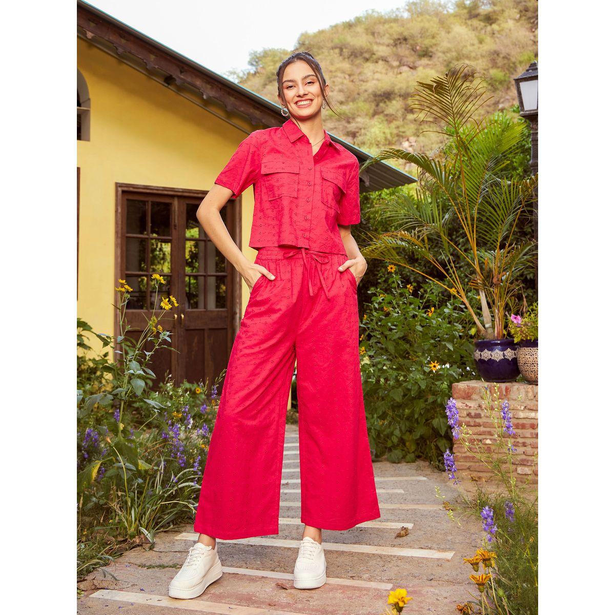 طقم منسق من بنطال بارجل واسعة مع بلوزة قصيرة ساسافراس × ستايلي-women-clothing-coordsets-image-1