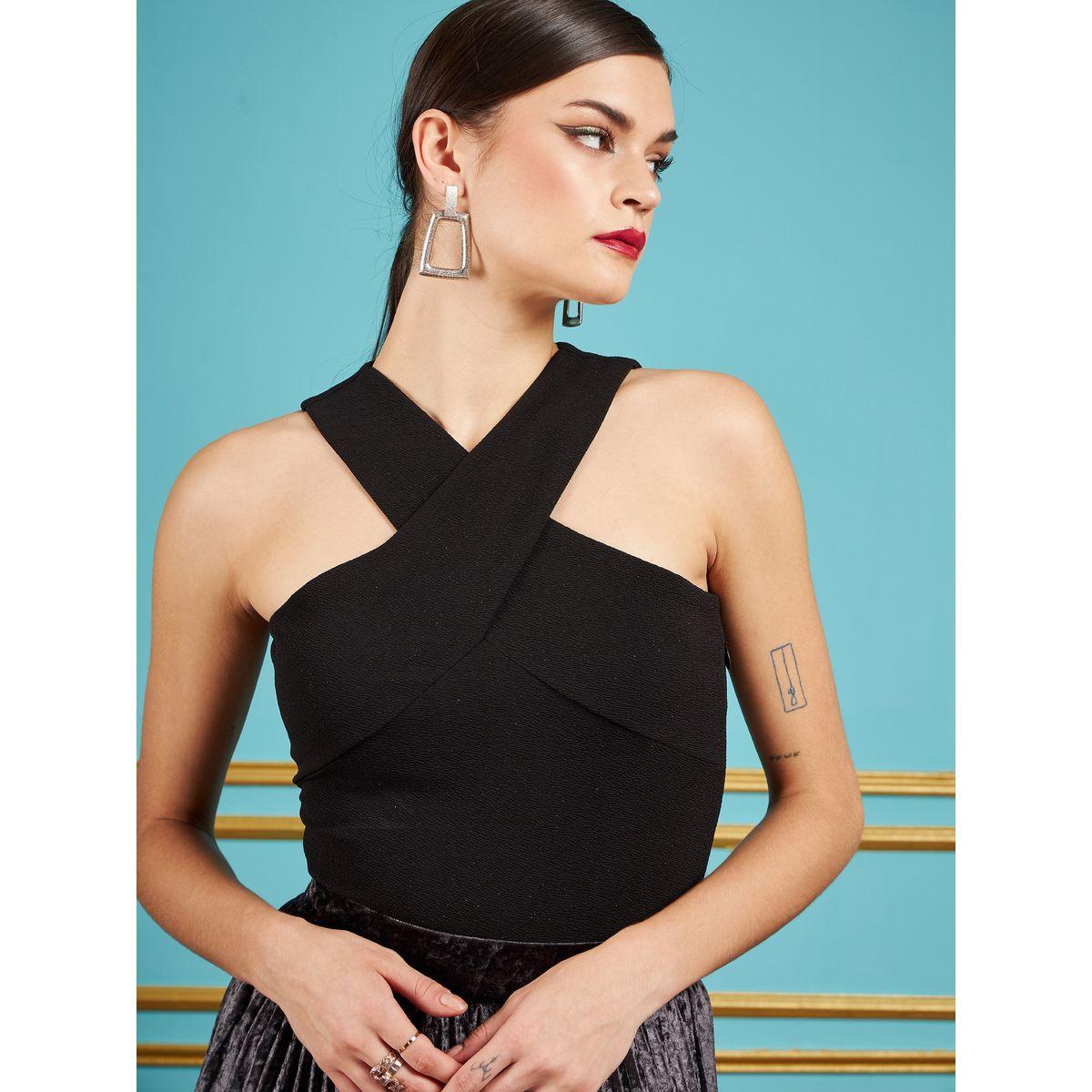 بلوزة بلا اكمام سادة بياقة هولتر ساسافراس × ستايلي-women-clothing-shirtsandblouses-blouses-image-1