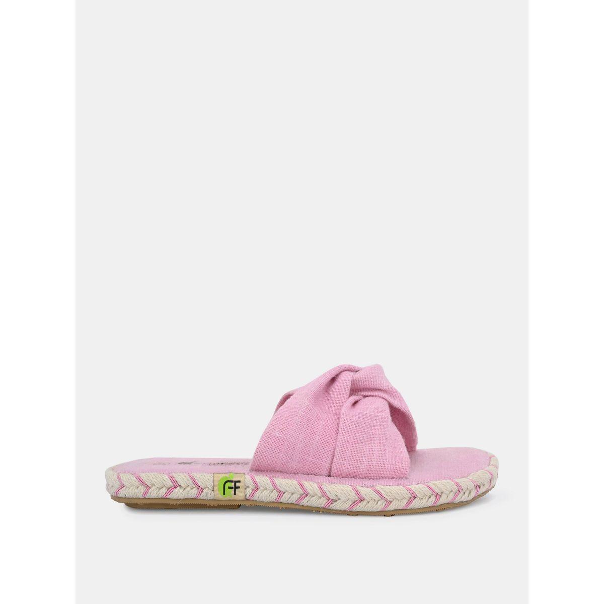 Fresh Feet X Styli  Twist Strap Open Toe Flat Sandal-women-shoes-sandals-flats-image-6