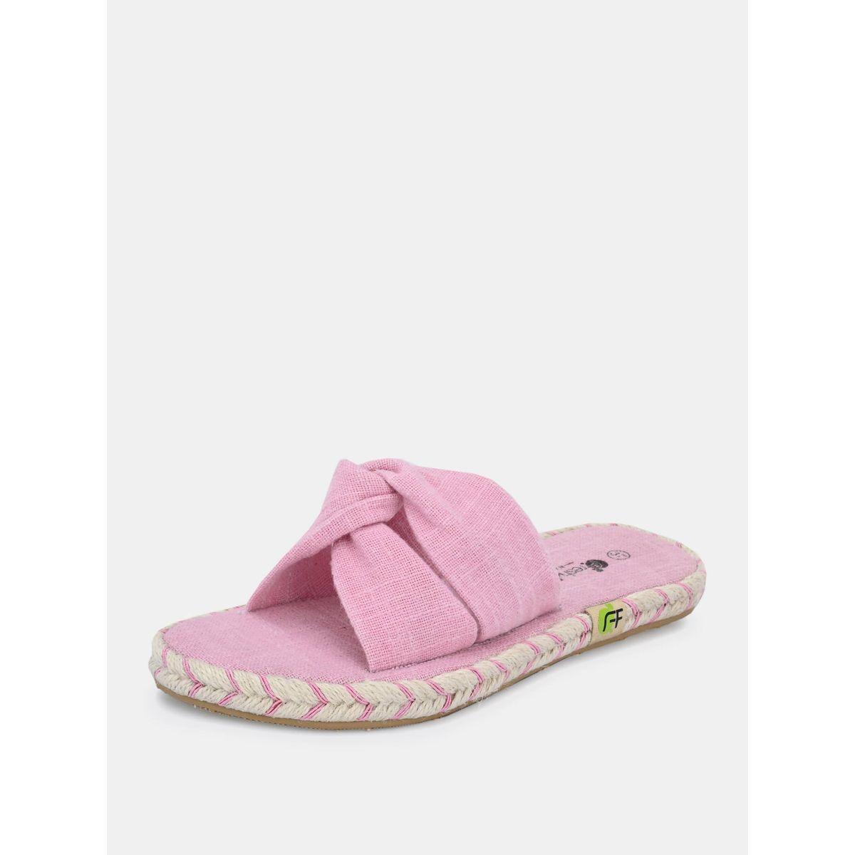 Fresh Feet X Styli  Twist Strap Open Toe Flat Sandal-women-shoes-sandals-flats-image-8
