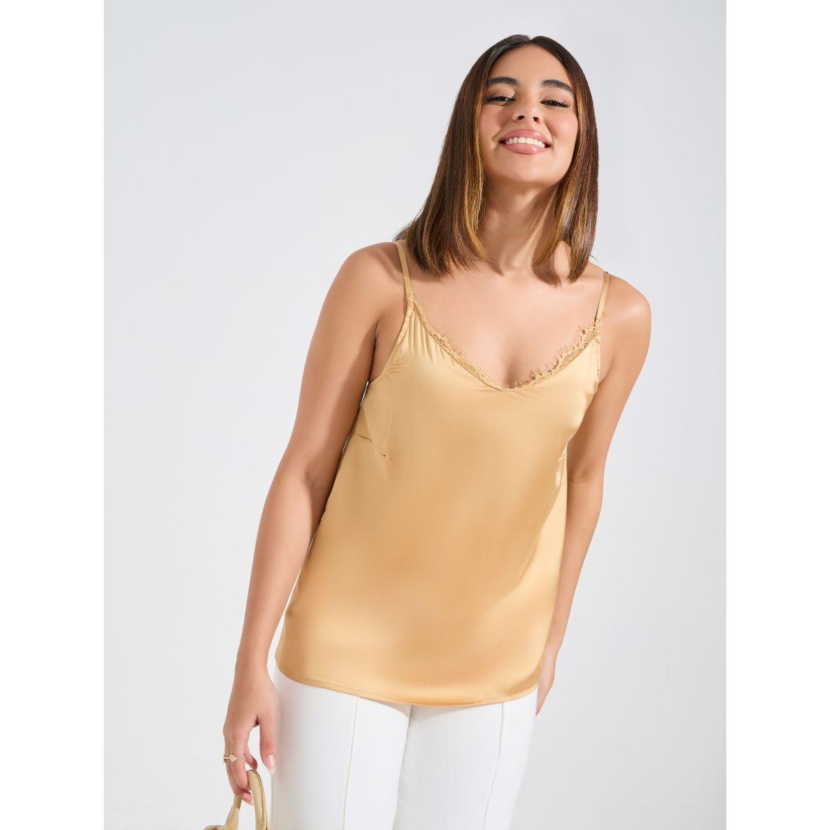 بلوزة كامي منسوجة بتفاصيل دانتيل-women-clothing-tshirts-image-1