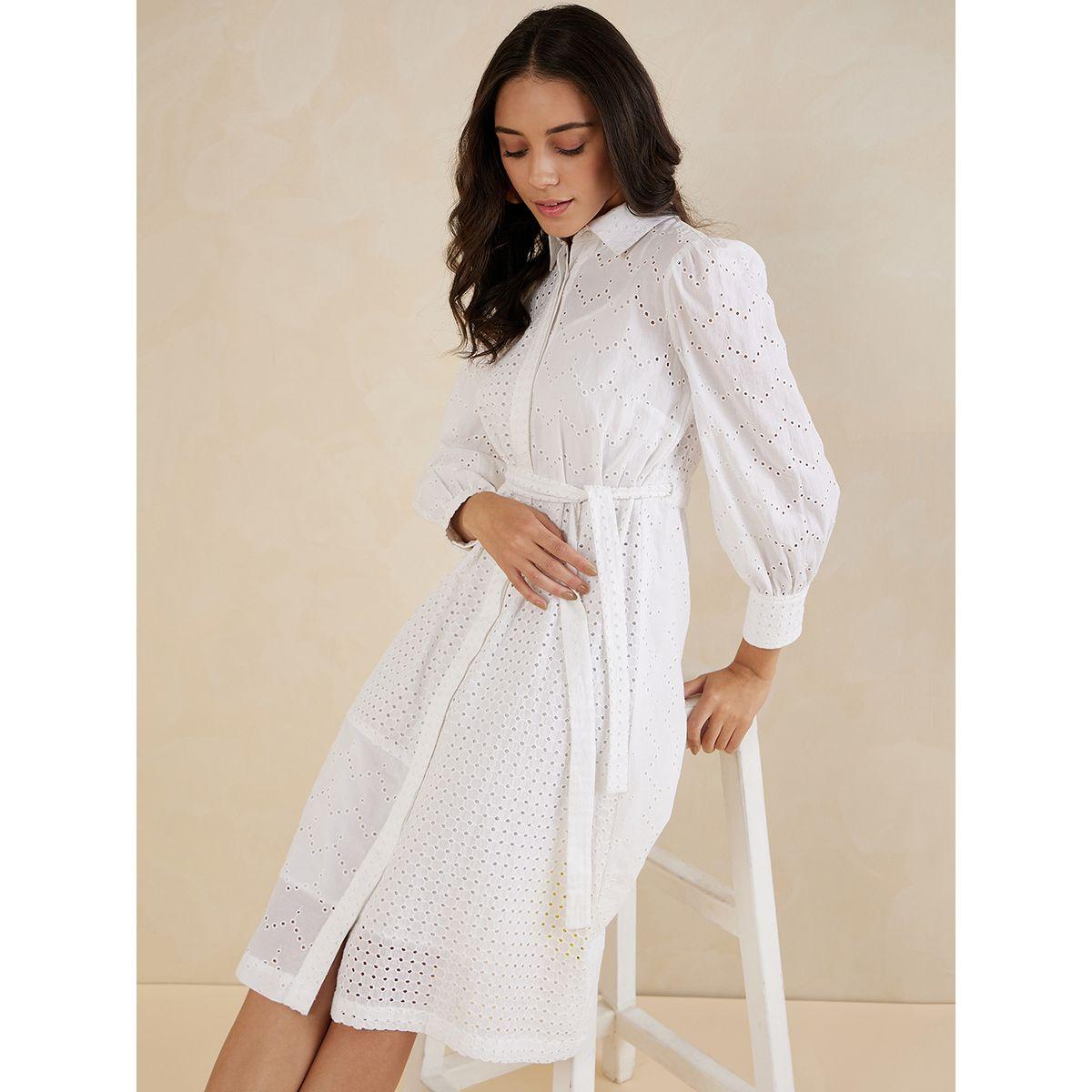 فستان ميدي بتفاصيل مُطرّزة وازار مع حزام خصر فِميلا × ستايلي-women-clothing-dresses-image-7