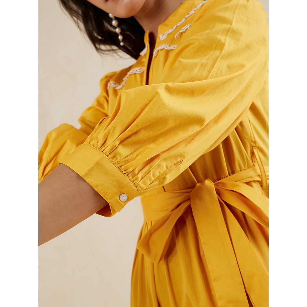 فستان بطول الركبة مع كسرات وحزام خصر-women-clothing-dresses-image-4
