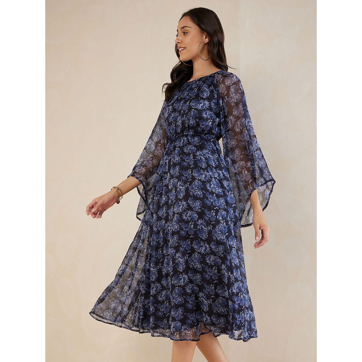 فستان ميدي مطبع بالكامل مع اكمام جرس فِميلا × ستايلي-women-clothing-dresses-image-2