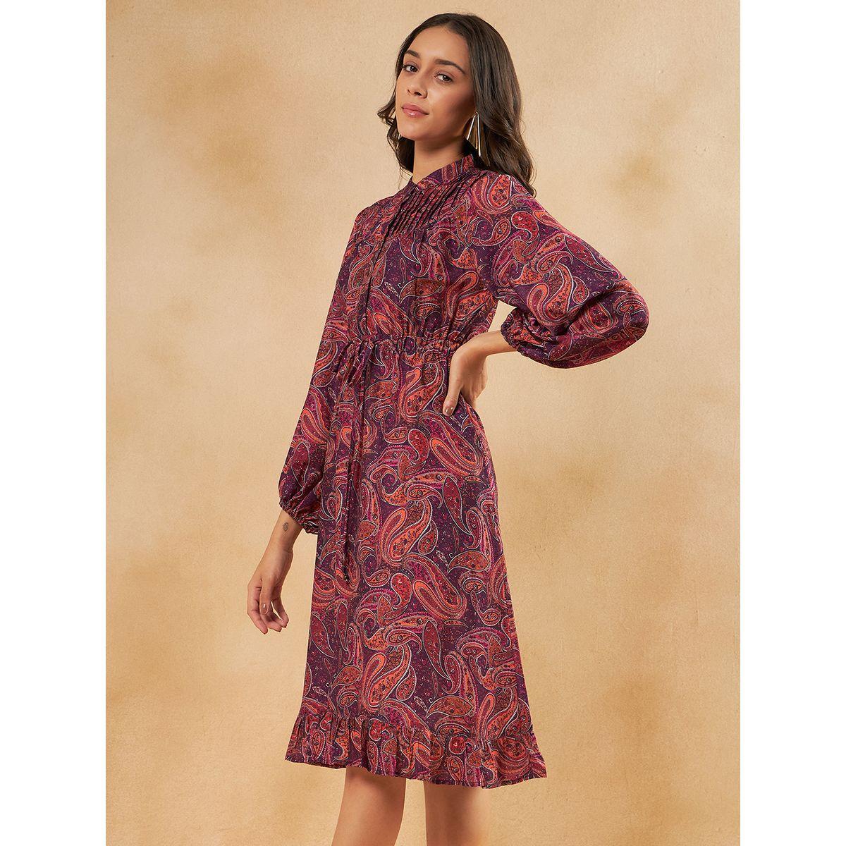فستان بطول الركبة بطبعة بيزلي واكمام منفوخة فِميلا × ستايلي-women-clothing-dresses-image-2